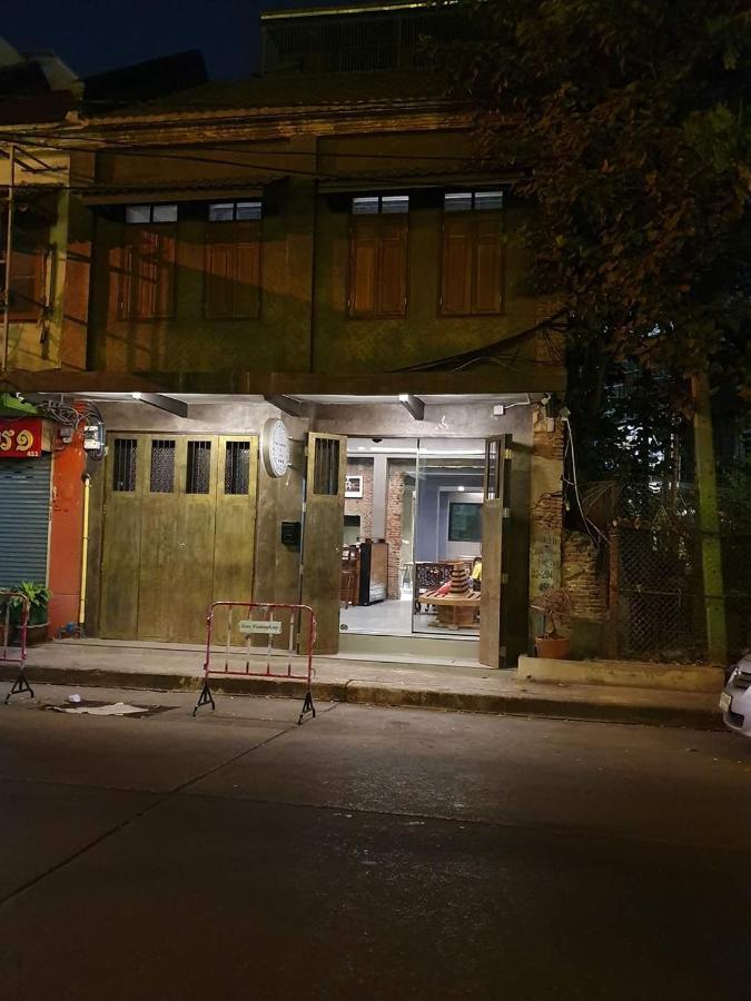 Baan Wualamphong บ้านวัวลำพอง Бангкок Экстерьер фото